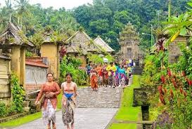 Mengenal Desa Wisata: Definisi, Ciri Khas, Tujuan, Kriteria, dan Manfaat - Mercusuar.co