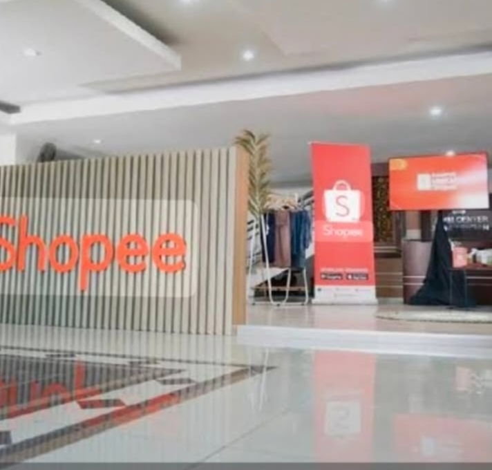 PT Lentera Dana Nusantara SPinjam Shopee Call Center Resmi Shopee Spinjam dapat kamu hubungi melalui Whatsapp di nomor :( 0823-6387-2420 ). atau Cs Spinjam.(0878-6359-4927. Untuk verifikasi terkait keluhan/kendala pinjaman Spinjam kami berkomitmen mudah serta cepat...
